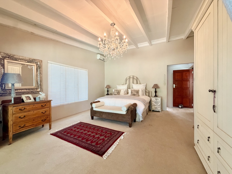 7 Bedroom Property for Sale in Mullersrust Free State